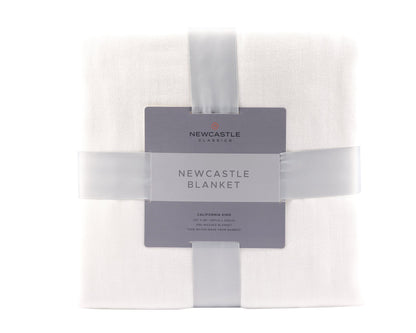 Pristine White Oversized Bamboo Muslin Blanket (Queen)